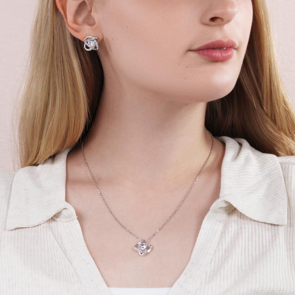 To My Daughter from Mom | Love Knot Necklace